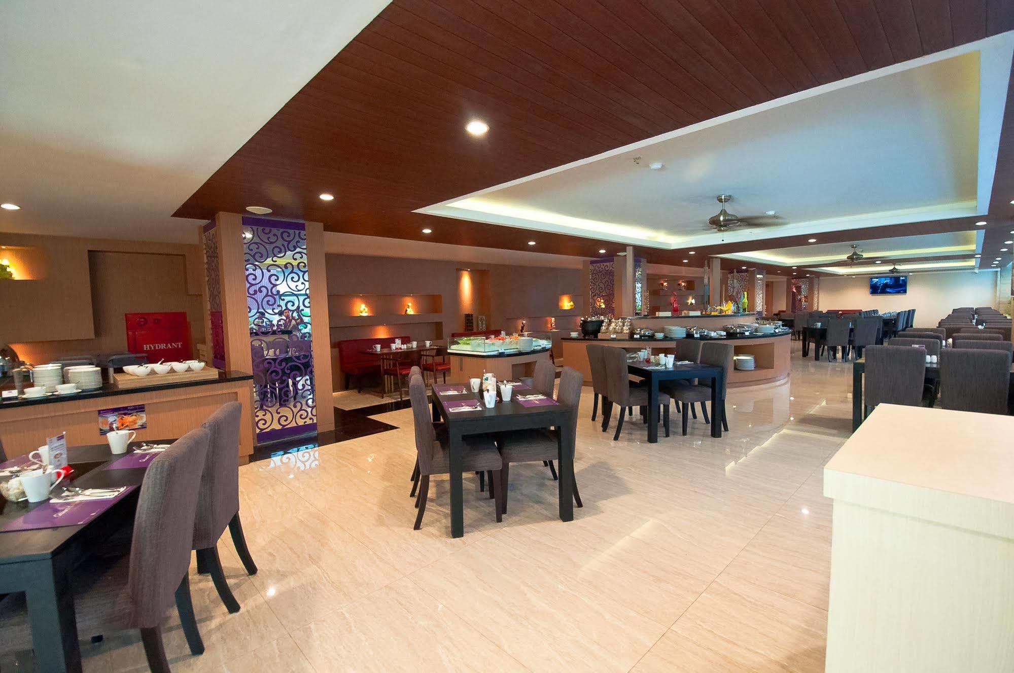 Hotel Quest San Denpasar By Aston Extérieur photo