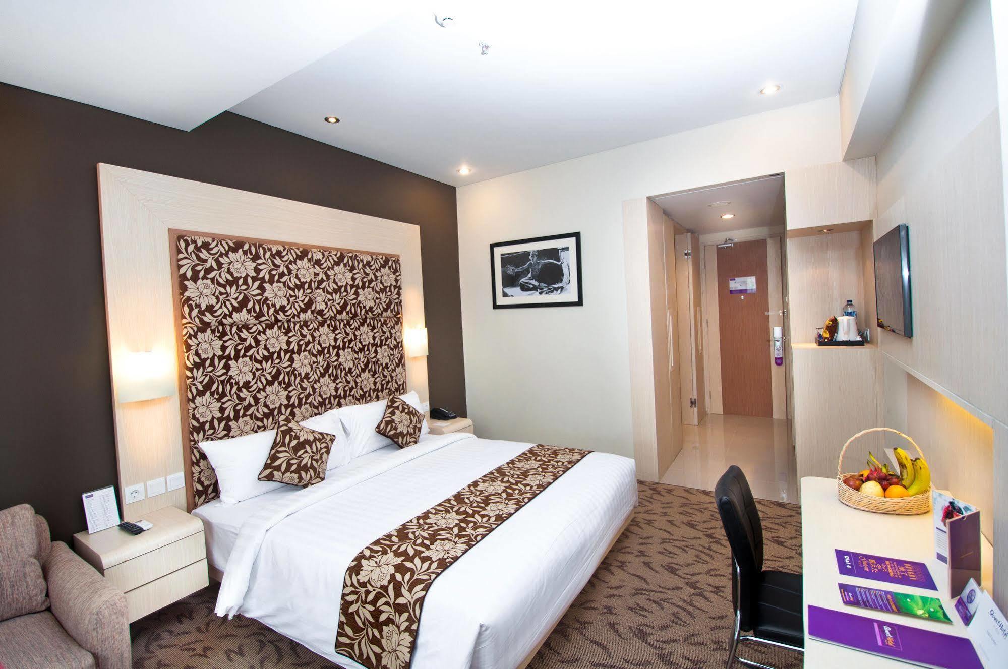 Hotel Quest San Denpasar By Aston Extérieur photo