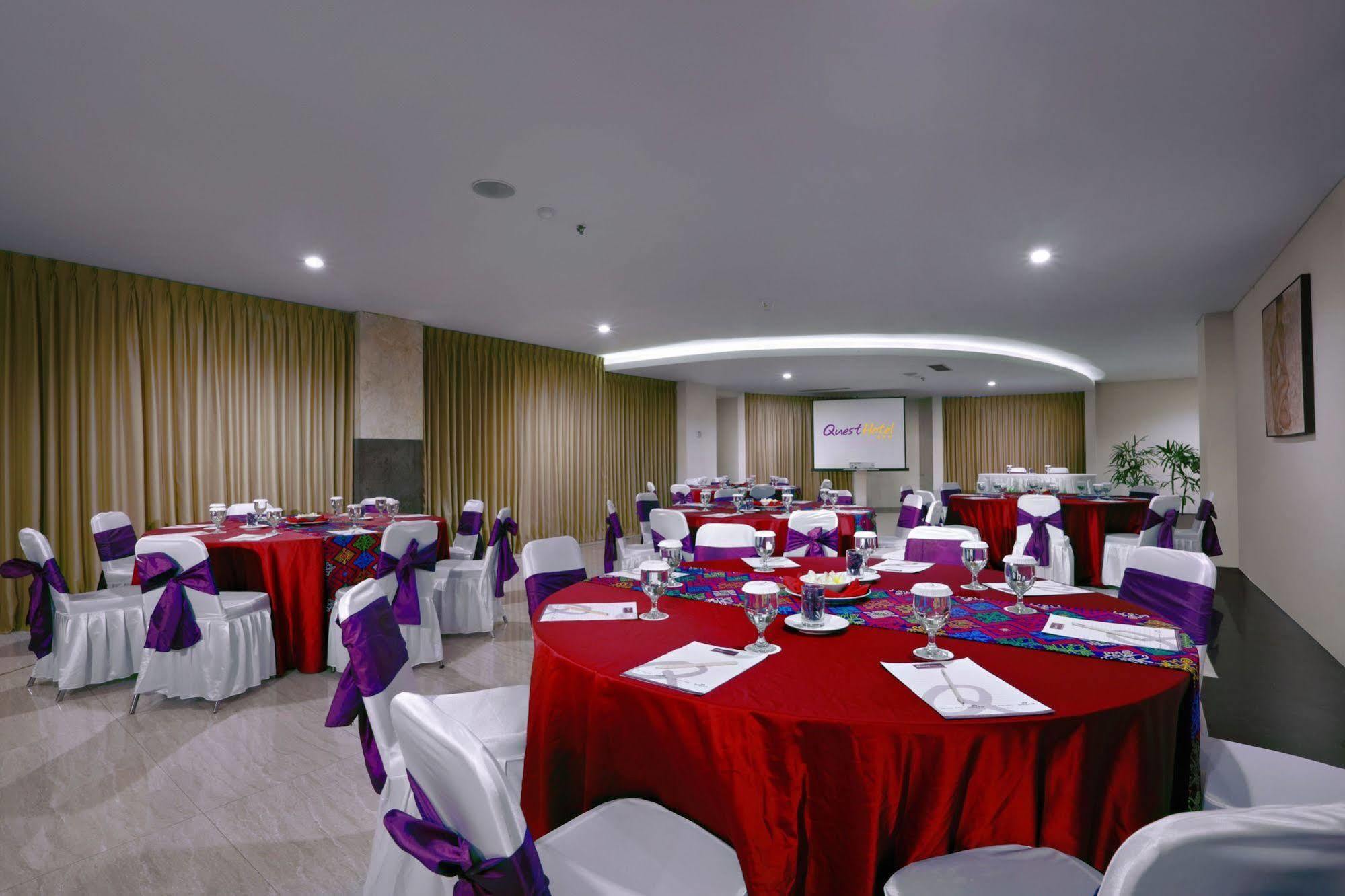 Hotel Quest San Denpasar By Aston Extérieur photo