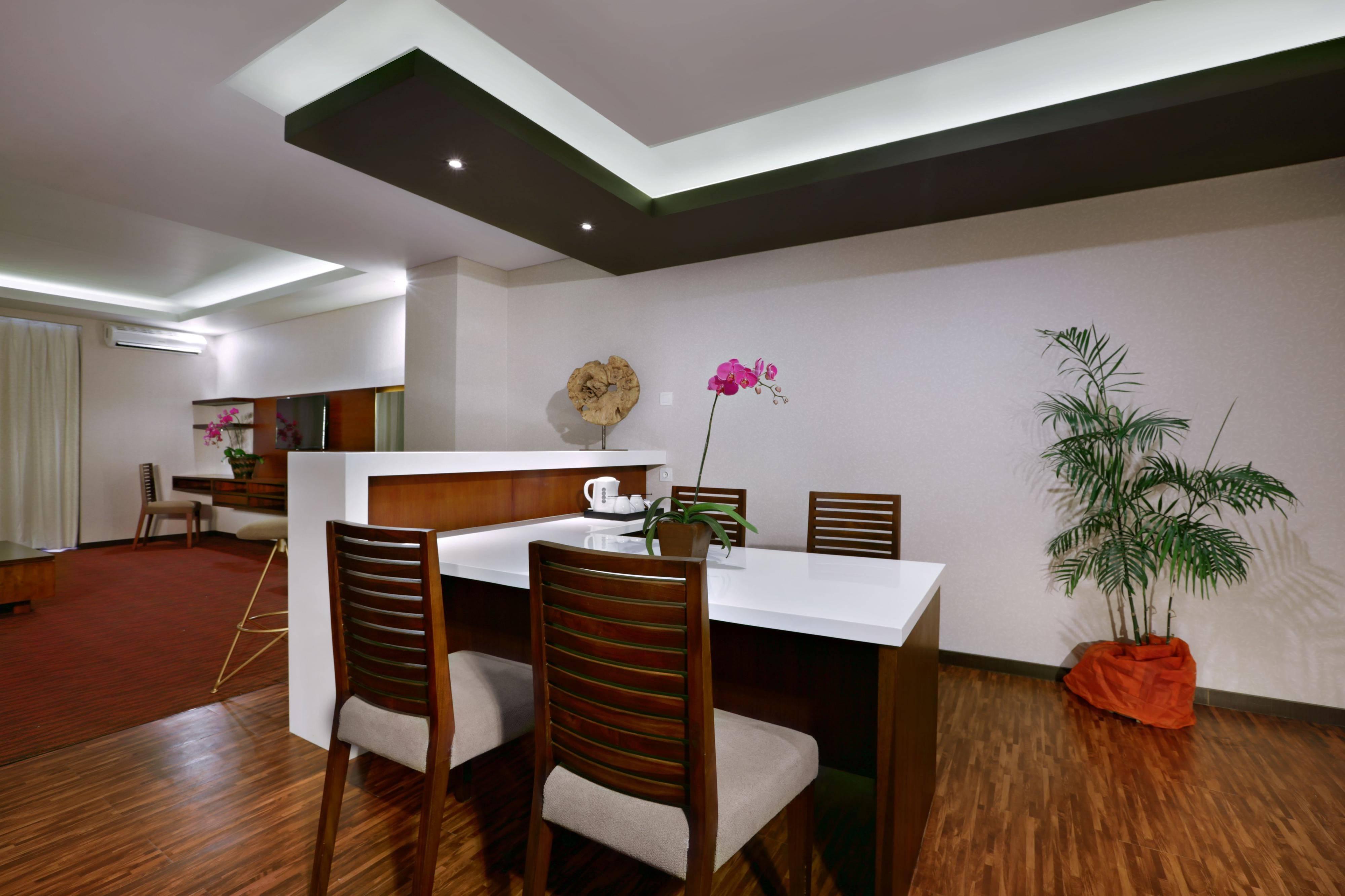 Hotel Quest San Denpasar By Aston Extérieur photo